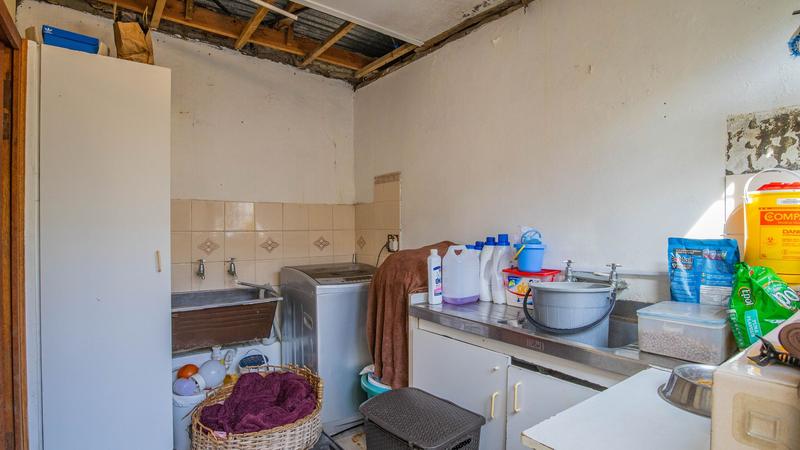 4 Bedroom Property for Sale in Sea Point Western Cape